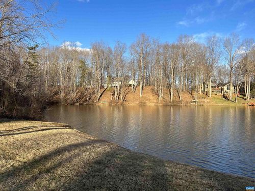 33 Camping Ridge Ct, NELLYSFORD, VA, 22958-8094 | Card Image