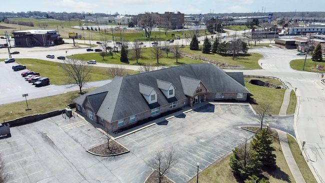 UNIT-400 - 1640 Willow Circle Dr, Home with 0 bedrooms, 0 bathrooms and null parking in Crest Hill IL | Image 4