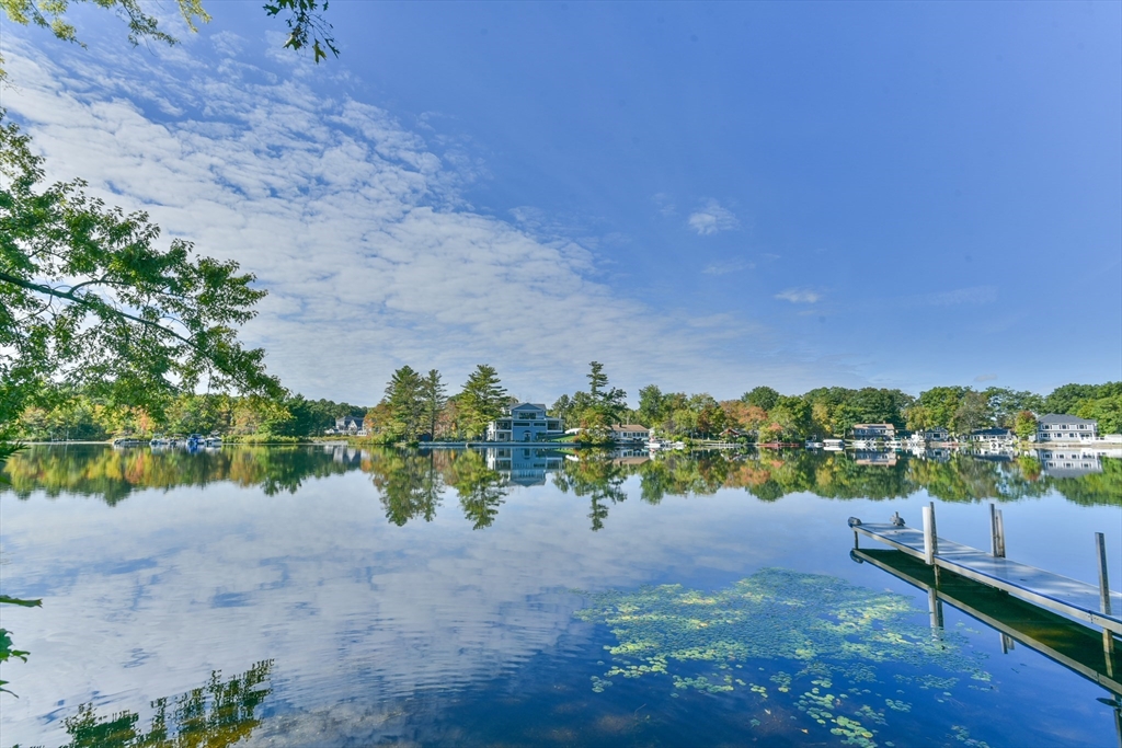 Lakeside Ave, Webster, MA 01570