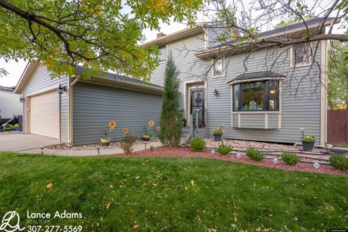 4030 Oak St, Casper, WY, 82601-6033 | Card Image