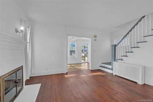 1357 Langdon Blvd, Rockville Centre, NY, 11570-3514 | Card Image
