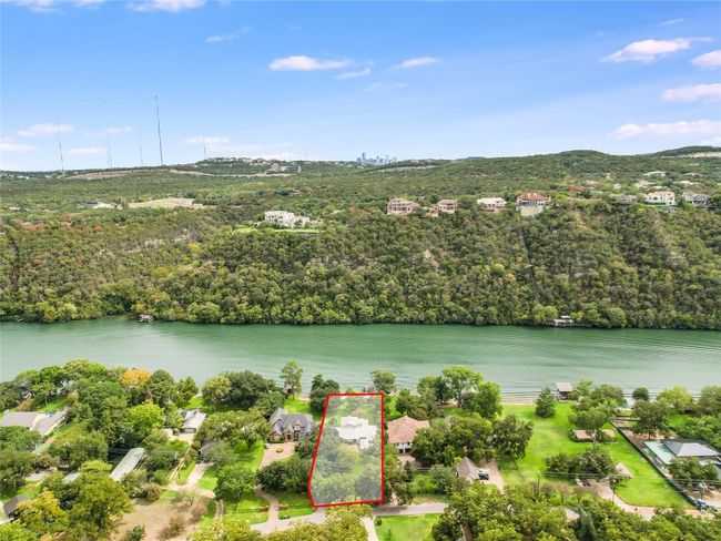 2305 Manana St, House other with 4 bedrooms, 4 bathrooms and 6 parking in Austin TX | Image 40