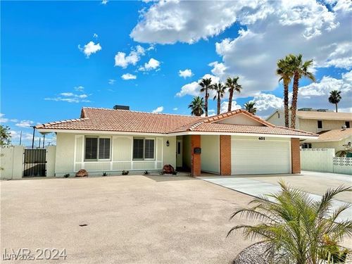 401 Holcomb Cir, Las Vegas, NV, 89107-2406 | Card Image