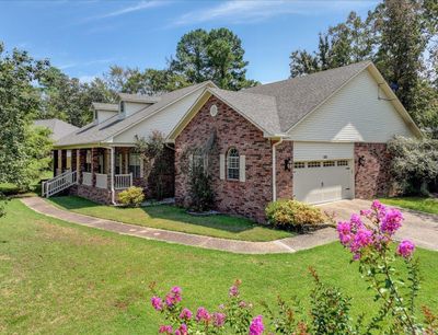 100 Deer View, House other with 3 bedrooms, 2 bathrooms and null parking in Hot Springs AR | Image 1