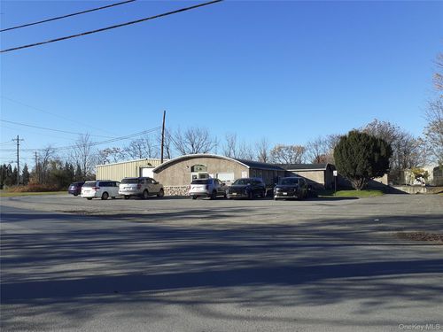 80 Black Meadow Rd, Chester, NY, 10918-2217 | Card Image