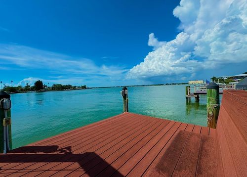 15307 Harbor Dr, MADEIRA BEACH, FL, 33708-1820 | Card Image