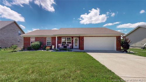 2811 Horse Trail Road, Jeffersonville, IN, 47130 | Card Image