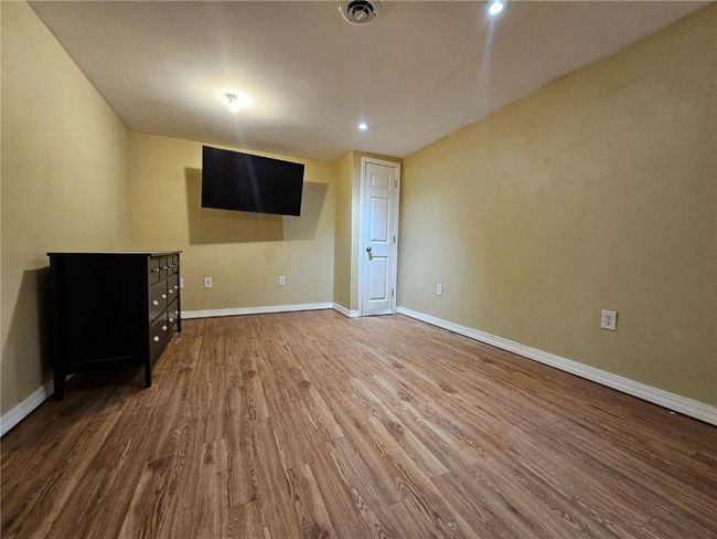 1523 Golden Valley Dr, House other with 3 bedrooms, 2 bathrooms and null parking in Bettendorf IA | Image 15