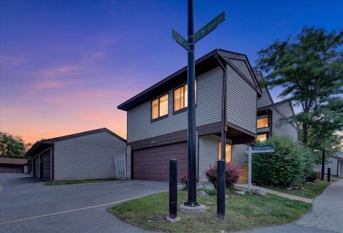 1379 Court Marguerite, Hanover Park, IL, 60133-5406 | Card Image