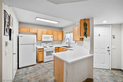 132-4555 E Sahara Ave, Las Vegas, NV, 89104-6364 | Card Image