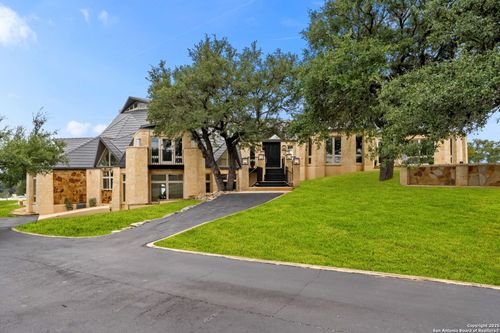 117 Clear Spring Dr, Boerne, TX, 78006-7878 | Card Image