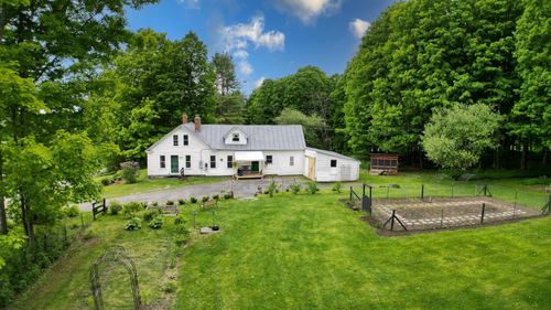847 Morgan Mile Rd, Brookfield, VT, 05036-9795 | Card Image