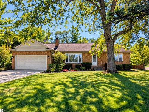 317 Midland Road, Auburn, MI, 48611 | Card Image