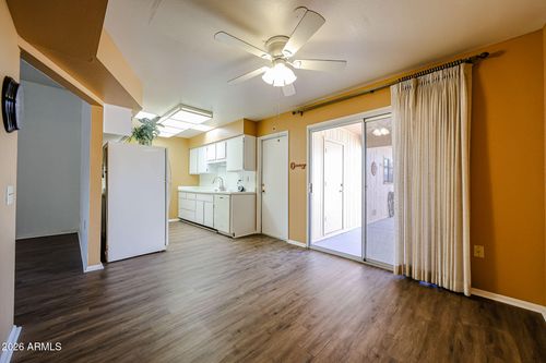 13071 N 100th Dr, Sun City, AZ, 85351-2848 | Card Image