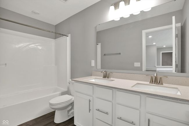 10423 Hamburg Dr, House other with 5 bedrooms, 6 bathrooms and null parking in Fortville IN | Image 47