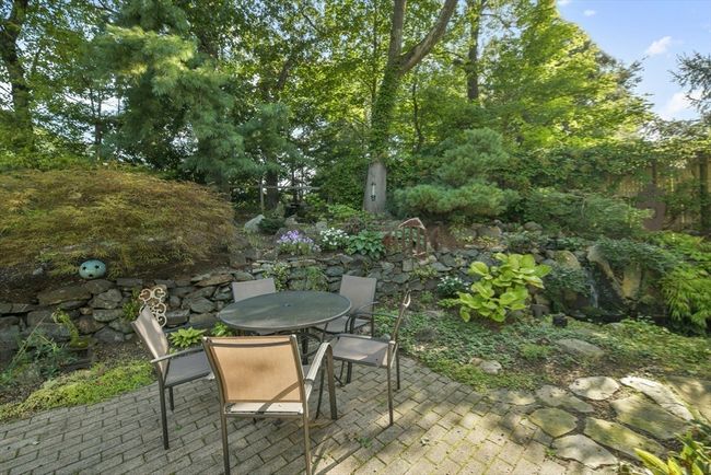127 Day St, House other with 2 bedrooms, 2 bathrooms and 2 parking in Auburndale MA | Image 19