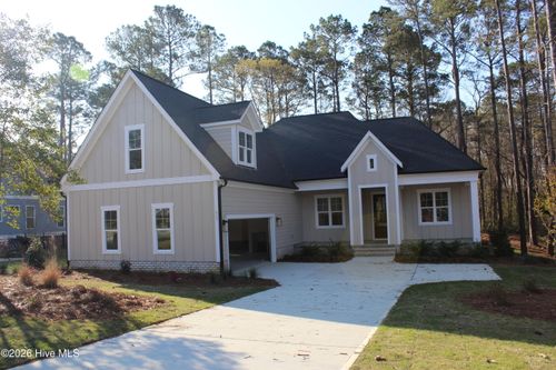 627 Ashbury Dr Se, Bolivia, NC, 28422-8318 | Card Image