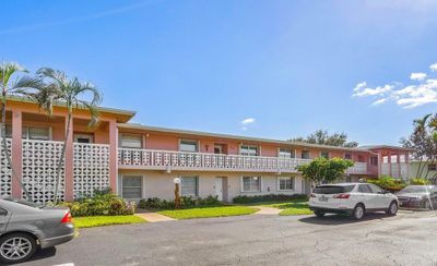 204 - 1341 Nw 20th Avenue, Condo with 2 bedrooms, 2 bathrooms and null parking in Delray Beach FL | Image 1