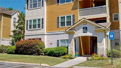 9102 Walden Park Drive, savannah, GA, 31410 | Card Image