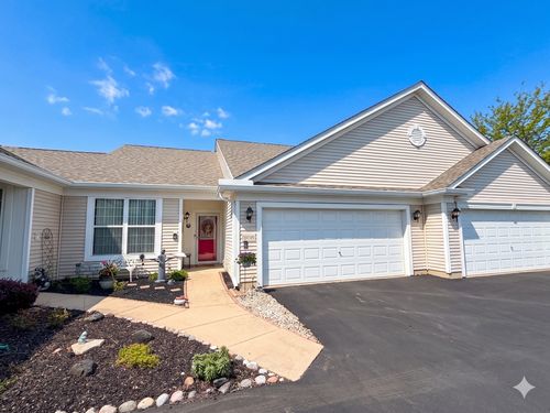 14045 Moraine Hills Dr, Huntley, IL, 60142-7899 | Card Image