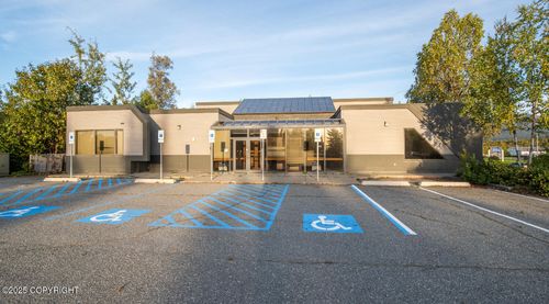 4361 Boniface Pkwy, Anchorage, AK, 99504-4314 | Card Image