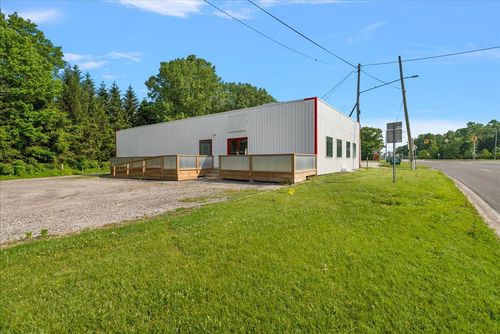 17648 Us Highway 12, New Buffalo, MI, 49117-9714 | Card Image