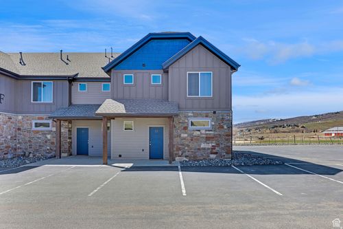 22-140 W 150 S, Garden City, UT, 84028 | Card Image