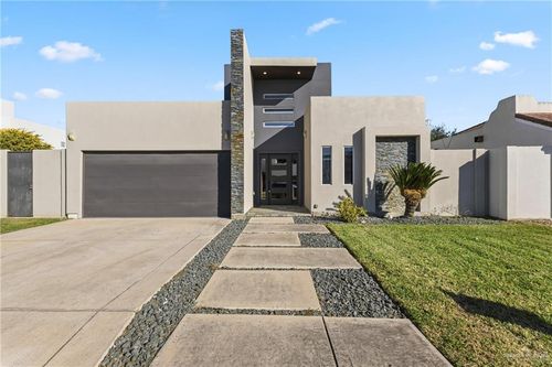 212 Mockingbird Ave, Mission, TX, 78572 | Card Image