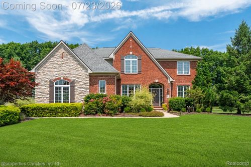 47648 Cheltenham Dr, Novi, MI, 48374-4322 | Card Image