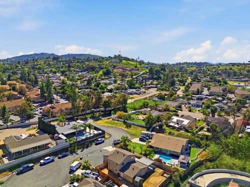 9676 Cypress Vale Dr, Lakeside, CA, 92040 | Card Image