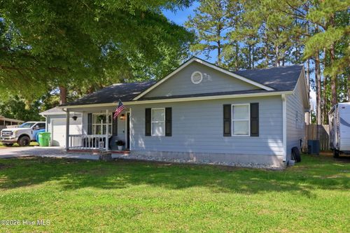 339 Riggs Rd, Hubert, NC, 28539-4037 | Card Image
