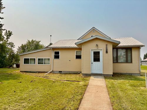 113 6th Ave Se, Baudette, MN, 56623-2817 | Card Image