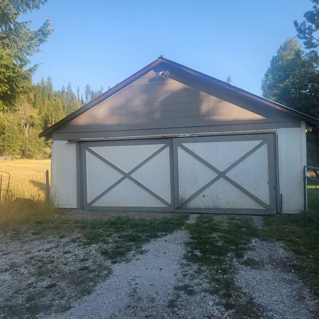 16682 Highway 31, House other with 3 bedrooms, 3 bathrooms and null parking in Metaline Falls WA | Image 21
