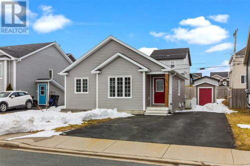 19 Bridgeport St, Paradise, NL, A1L4C1 | Card Image
