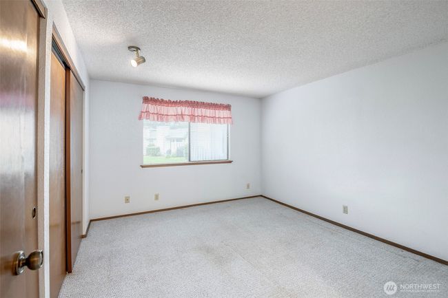 Primary Bedroom | Image 13