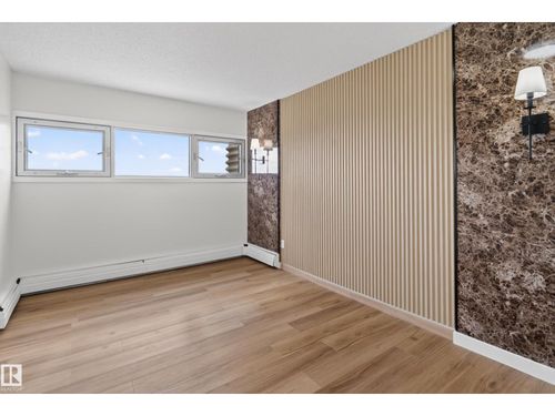 90-8745 165 St Nw, Edmonton, AB, T5R2R7 | Card Image