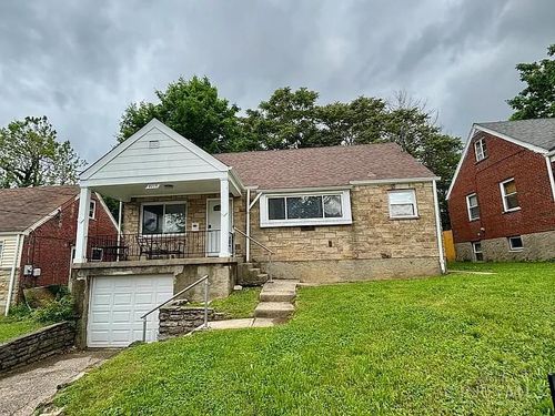 6015 Red Bank Rd, Cincinnati, OH, 45213-2224 | Card Image