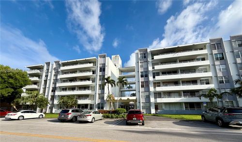 312-1080 94th St, Bay Harbor Islands, FL, 33154 | Card Image
