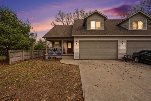 15630 164th Ave, Grand Haven, MI, 49417-2818 | Card Image