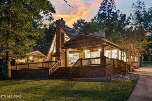 1536 Old Chisholm Trl, Dandridge, TN, 37725-5216 | Card Image
