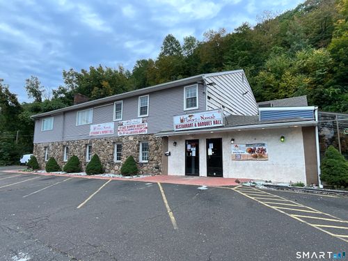 1835 N Broad St, Meriden, CT, 06450-2475 | Card Image