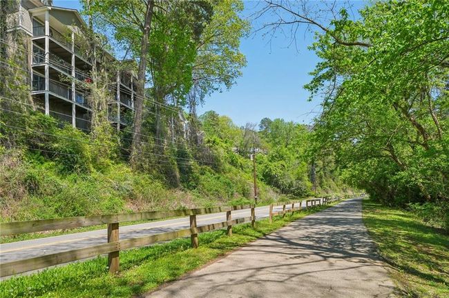 171 Riverview Trl, Condo with 3 bedrooms, 4 bathrooms and 2 parking in Roswell GA | Image 51
