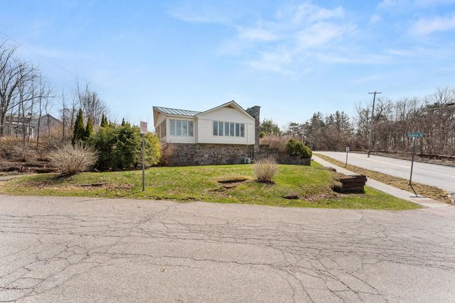 68 Ledge Rd, House other with 2 bedrooms, 2 bathrooms and null parking in Burlington VT | Image 51