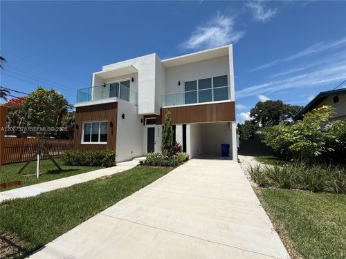 3326 Elizabeth St, Miami, FL, 33133-5003 | Card Image