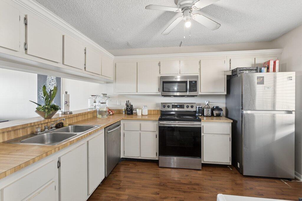 Residential in North Lauderdale 4