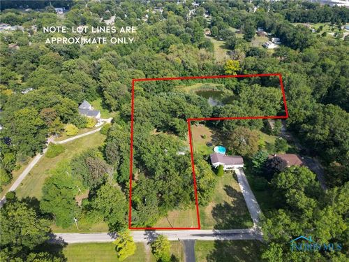 1051 Wentworth St, Holland, OH, 43528-9503 | Card Image