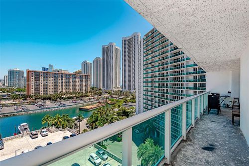 apt-1028-100 Bayview Dr, Sunny Isles Beach, FL, 33160-5324 | Card Image