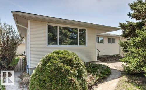 882 Knottwood Road South Nw, Edmonton, AB, T6K3C3 | Card Image