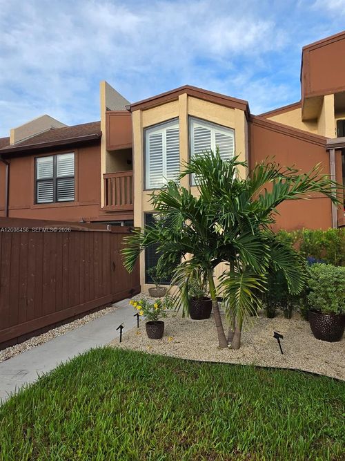 f75-6534 Sw 114th Pl, Miami, FL, 33173-4783 | Card Image