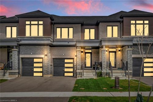 10 Owl Lane, Caledonia, ON, N3W0G4 | Card Image